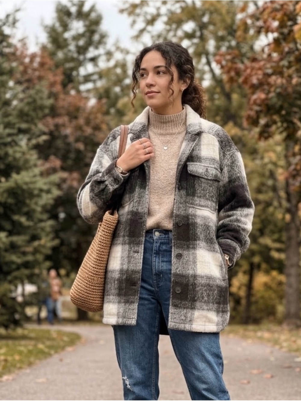 Old Navy Plaid Teddy Shacket - Gray & White